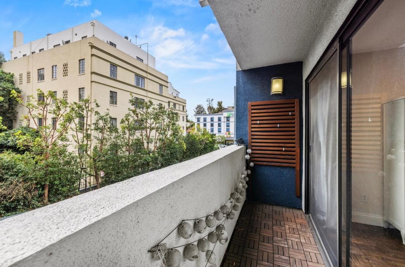 Elegant Hollywood Retreat - Spacious 2Br 2Ba Condo With Resort-Style Amenities Лос-Анджелес Екстер'єр фото